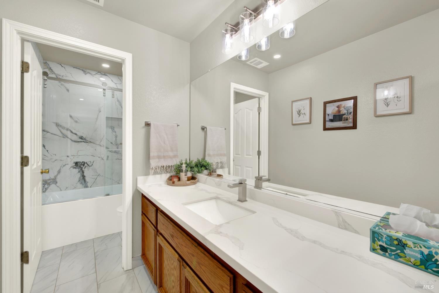 805 Wiegand Way Dixon CA 95620