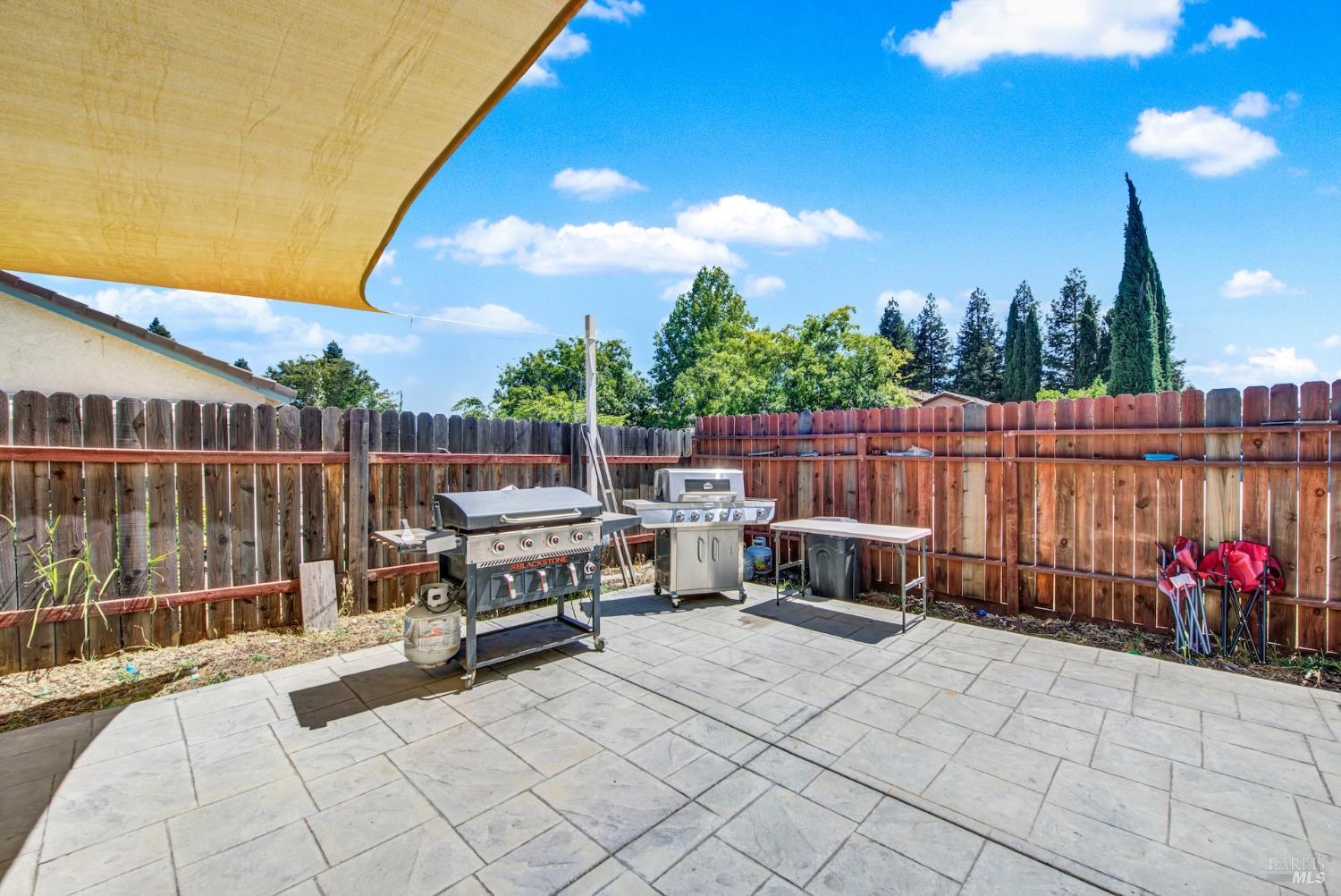 805 Wiegand Way Dixon CA 95620