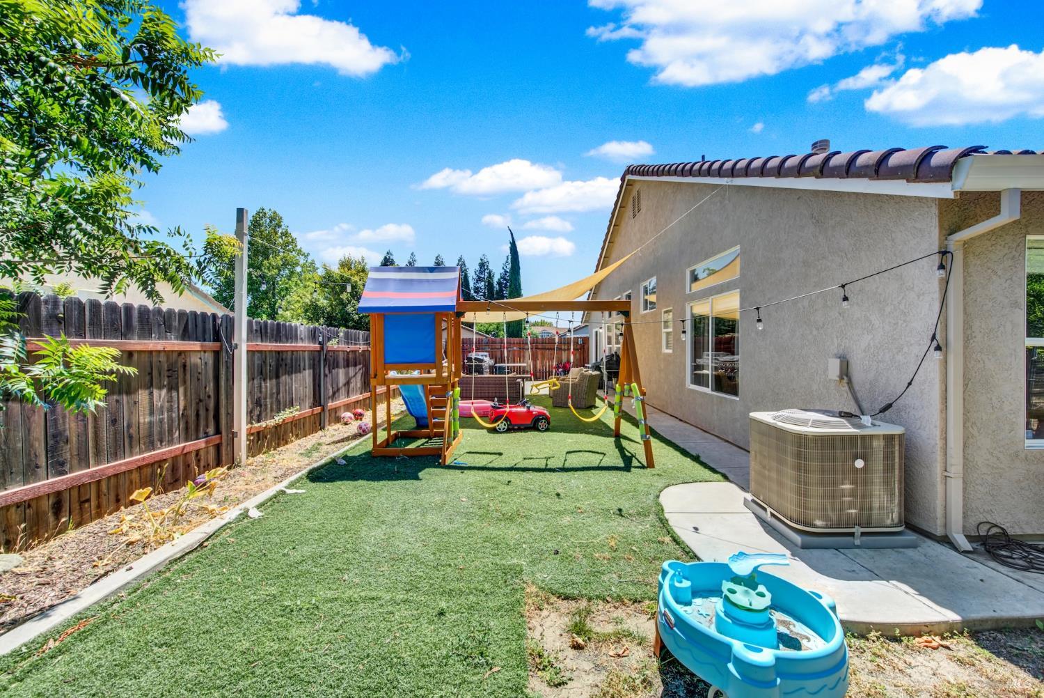 805 Wiegand Way Dixon CA 95620