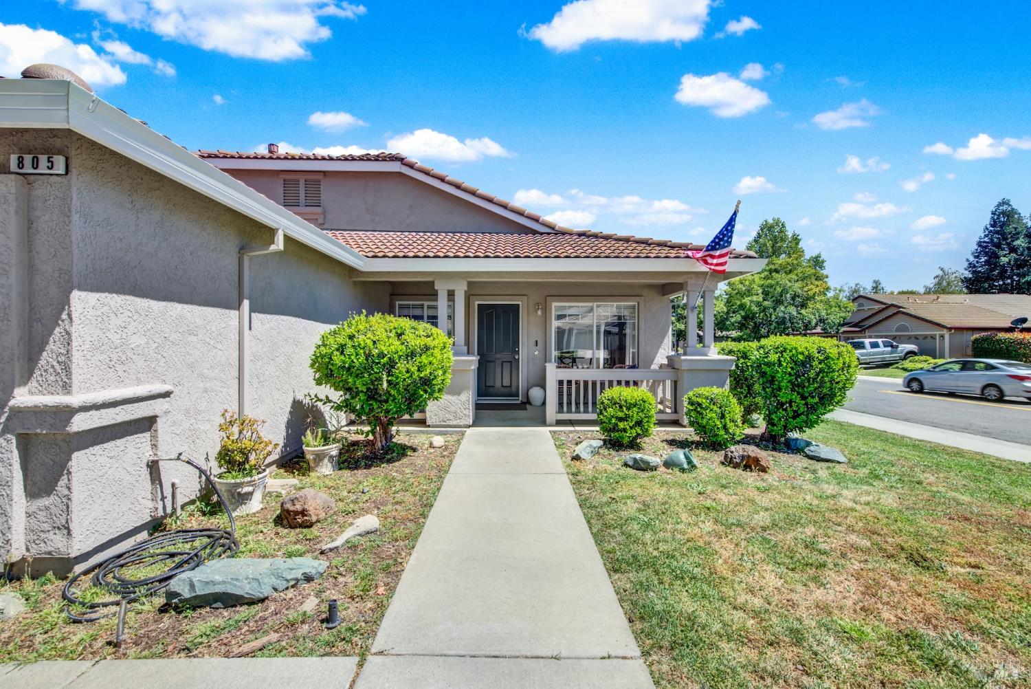 805 Wiegand Way Dixon CA 95620