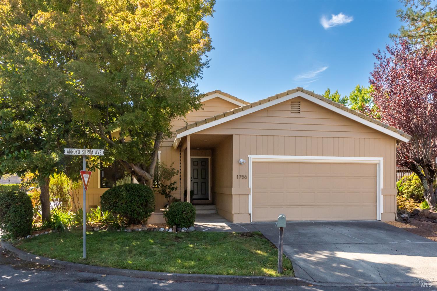 1756 Arroyo Sierra Avenue Santa Rosa CA 95405