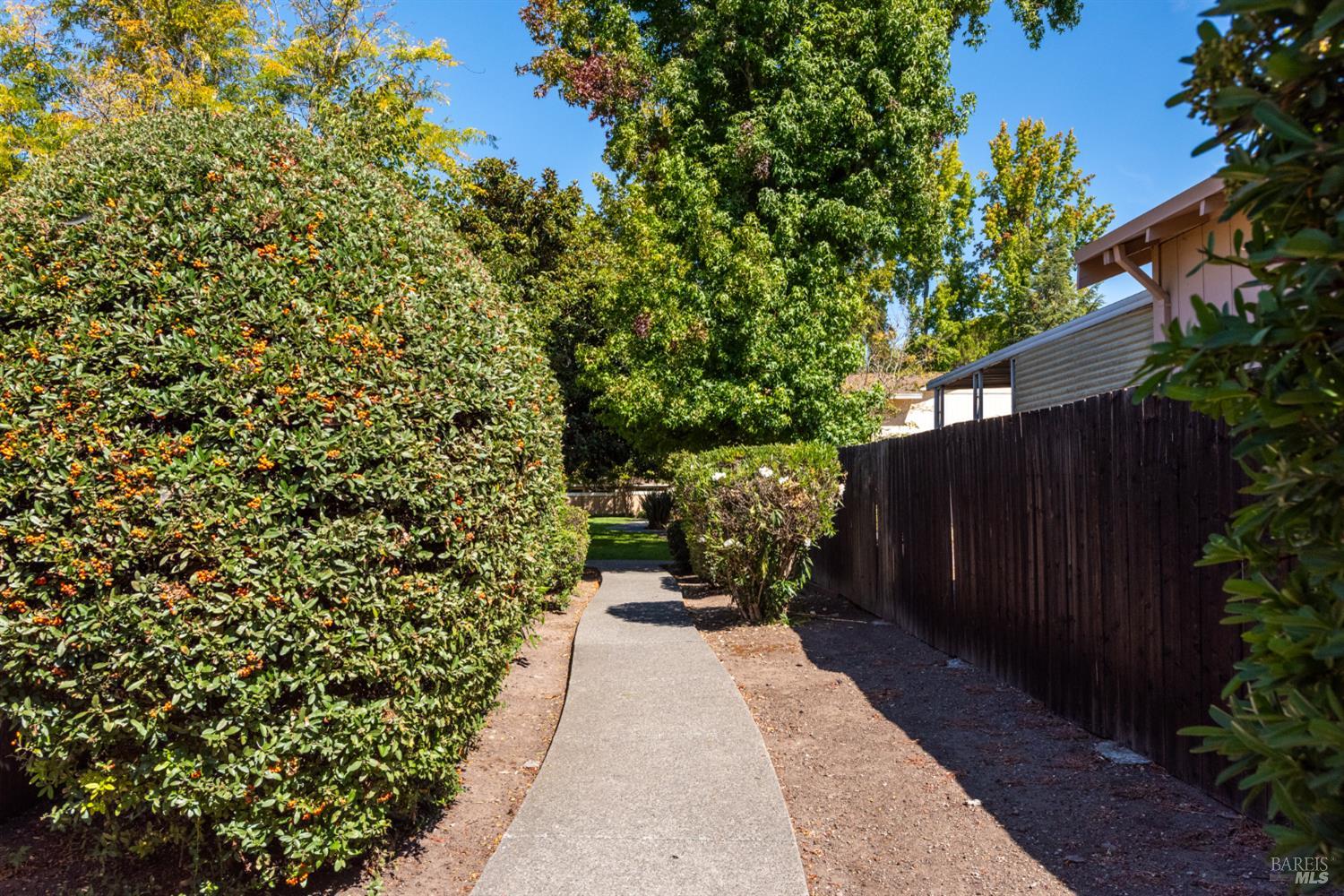 1756 Arroyo Sierra Avenue Santa Rosa CA 95405