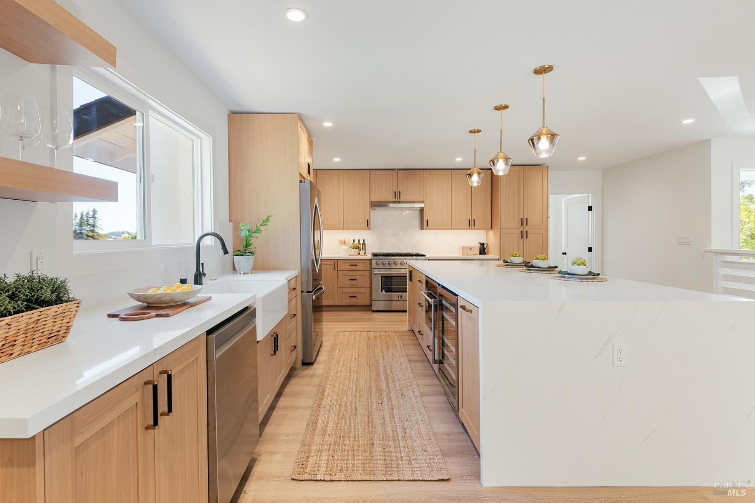 15 San Joaquin Place Novato CA 94947