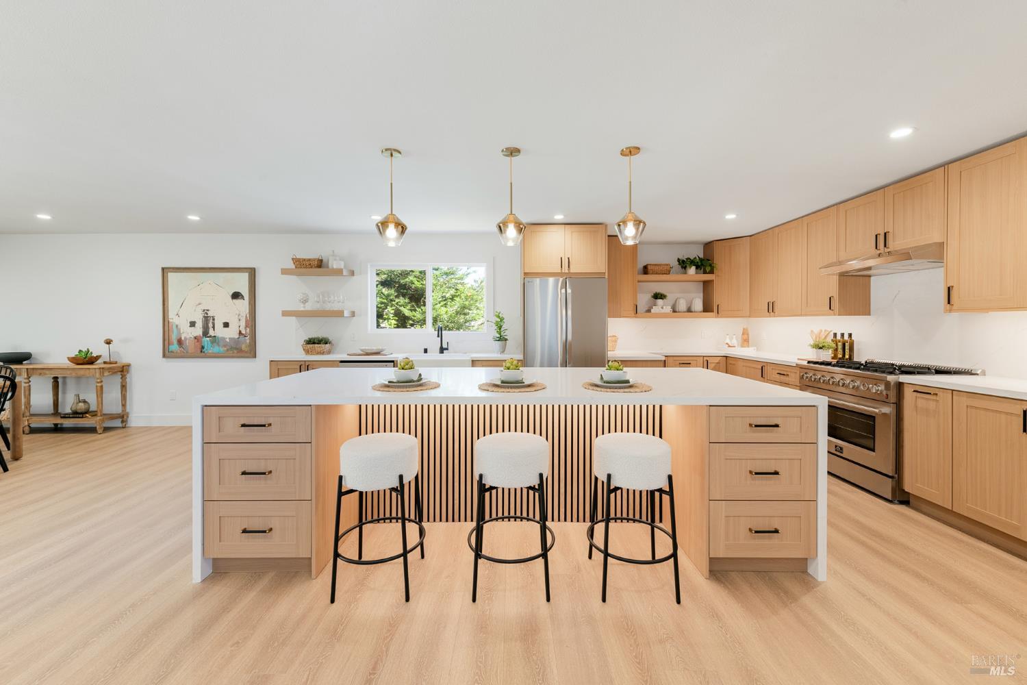 15 San Joaquin Place Novato CA 94947