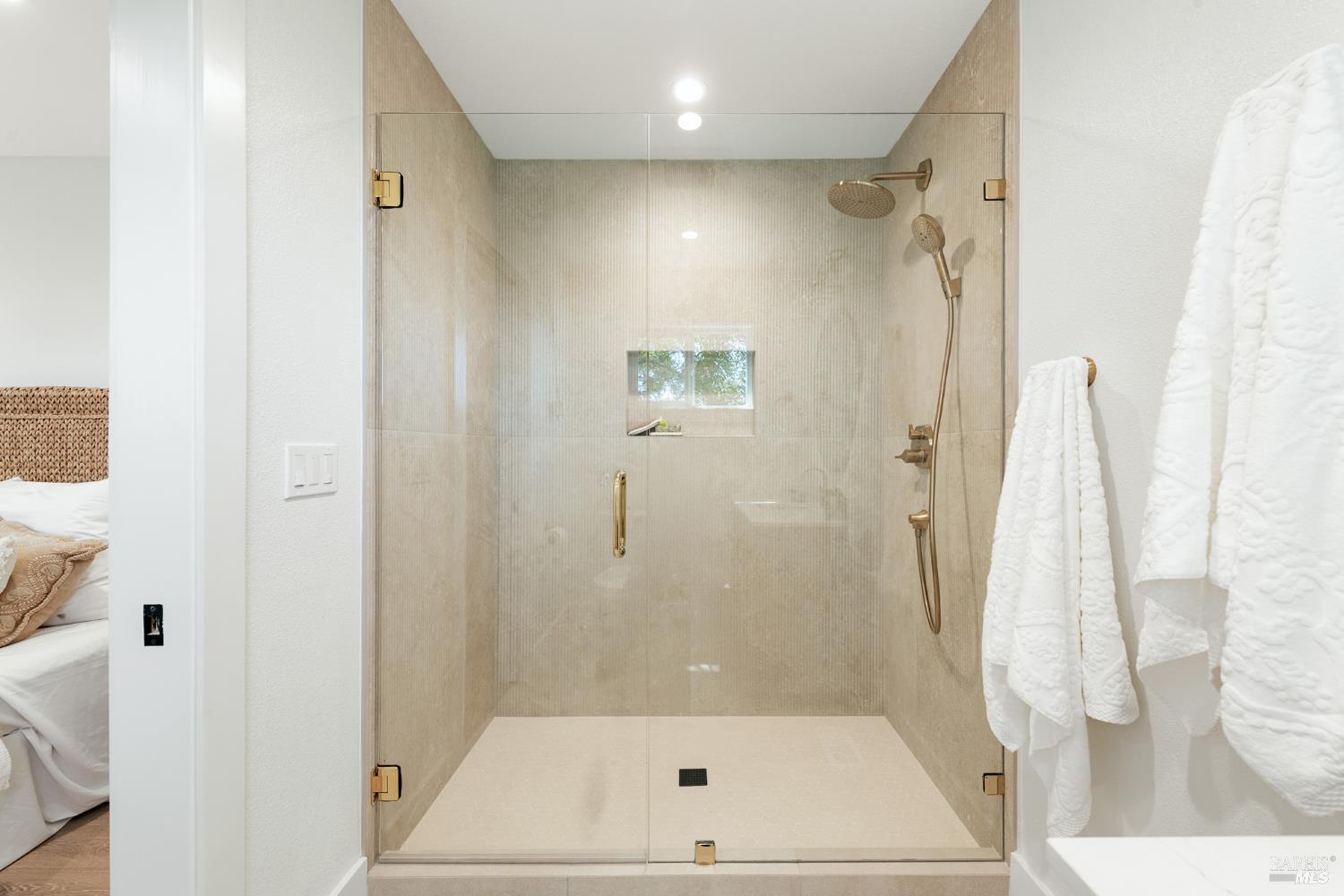 15 San Joaquin Place Novato CA 94947
