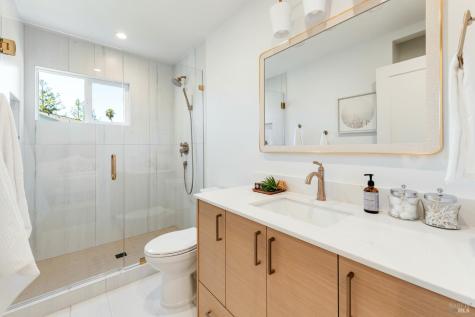 15 San Joaquin Place Novato CA 94947