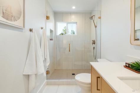 15 San Joaquin Place Novato CA 94947