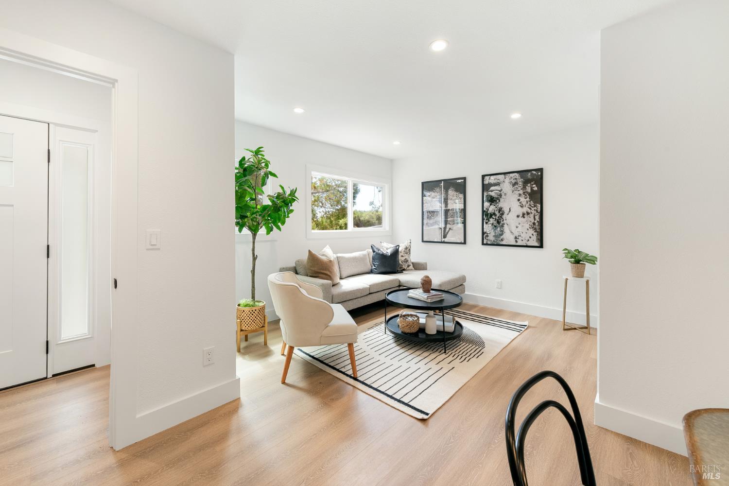 15 San Joaquin Place Novato CA 94947