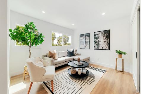 15 San Joaquin Place Novato CA 94947