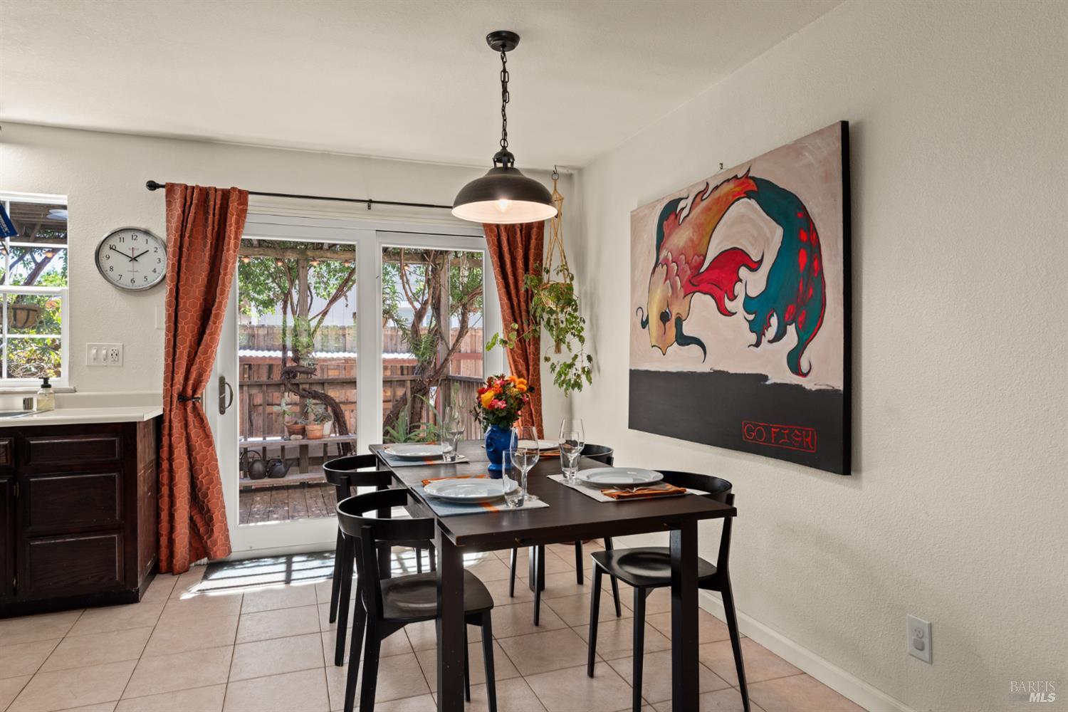 2528 Pawnee Street Santa Rosa CA 95403