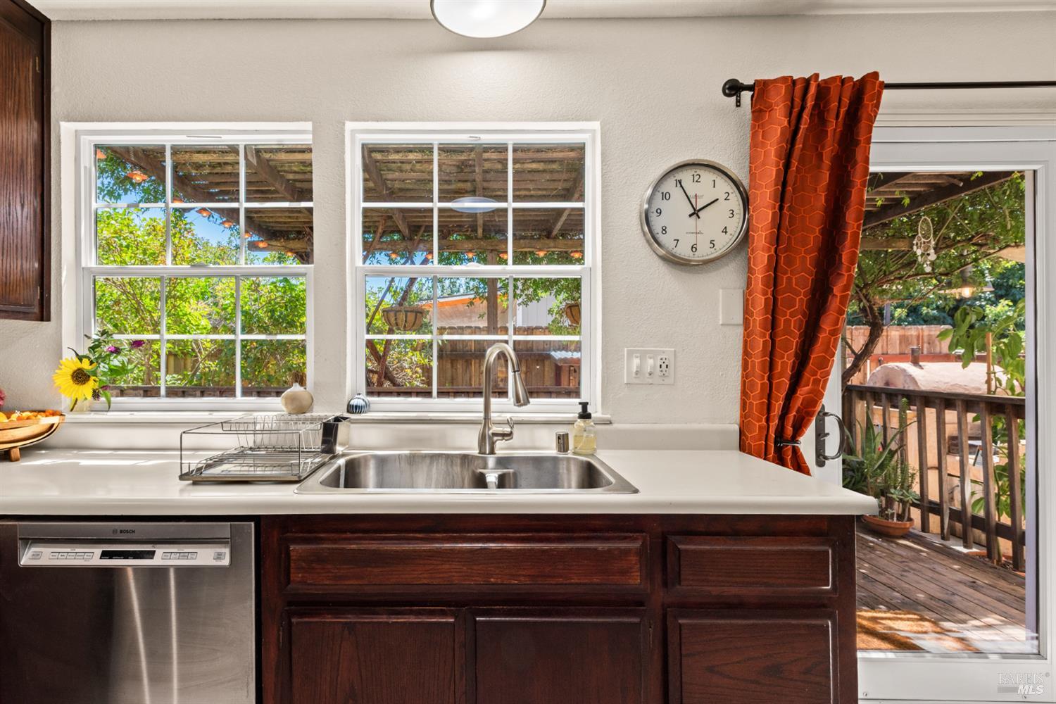 2528 Pawnee Street Santa Rosa CA 95403