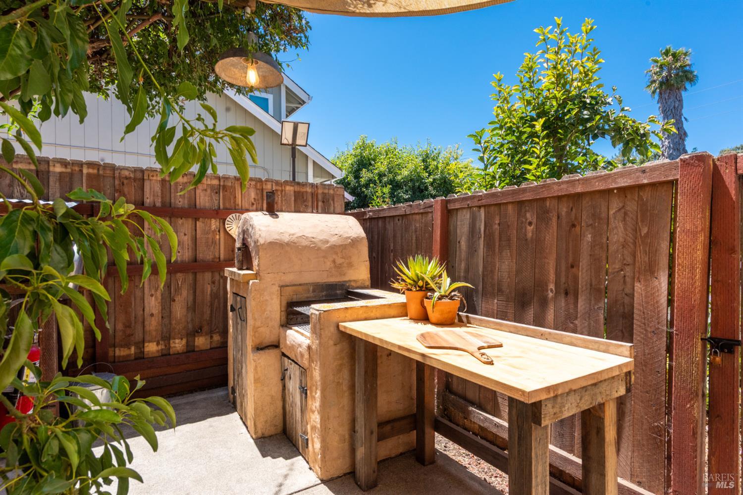 2528 Pawnee Street Santa Rosa CA 95403