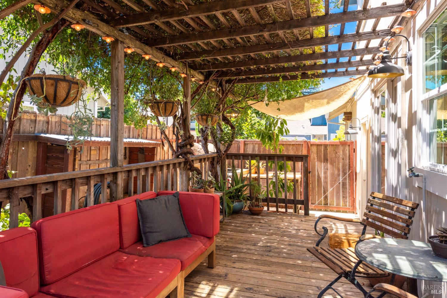 2528 Pawnee Street Santa Rosa CA 95403