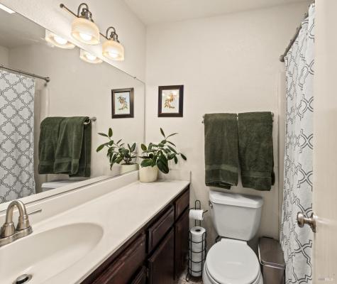 2528 Pawnee Street Santa Rosa CA 95403