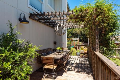 2528 Pawnee Street Santa Rosa CA 95403