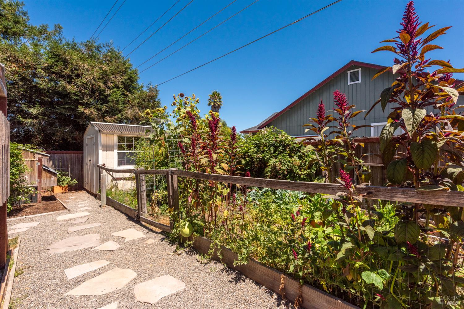 2528 Pawnee Street Santa Rosa CA 95403