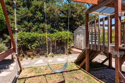 2528 Pawnee Street Santa Rosa CA 95403