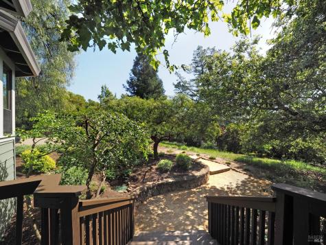 1575 Fox Ridge Road Geyserville CA 95441