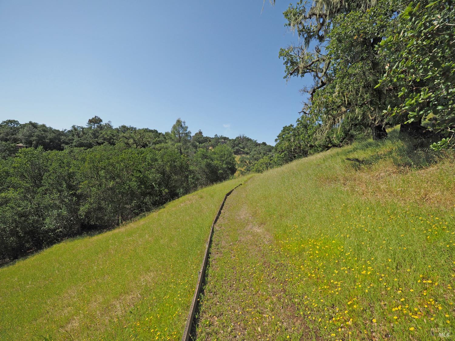 1575 Fox Ridge Road Geyserville CA 95441