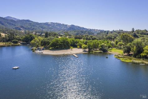 1575 Fox Ridge Road Geyserville CA 95441