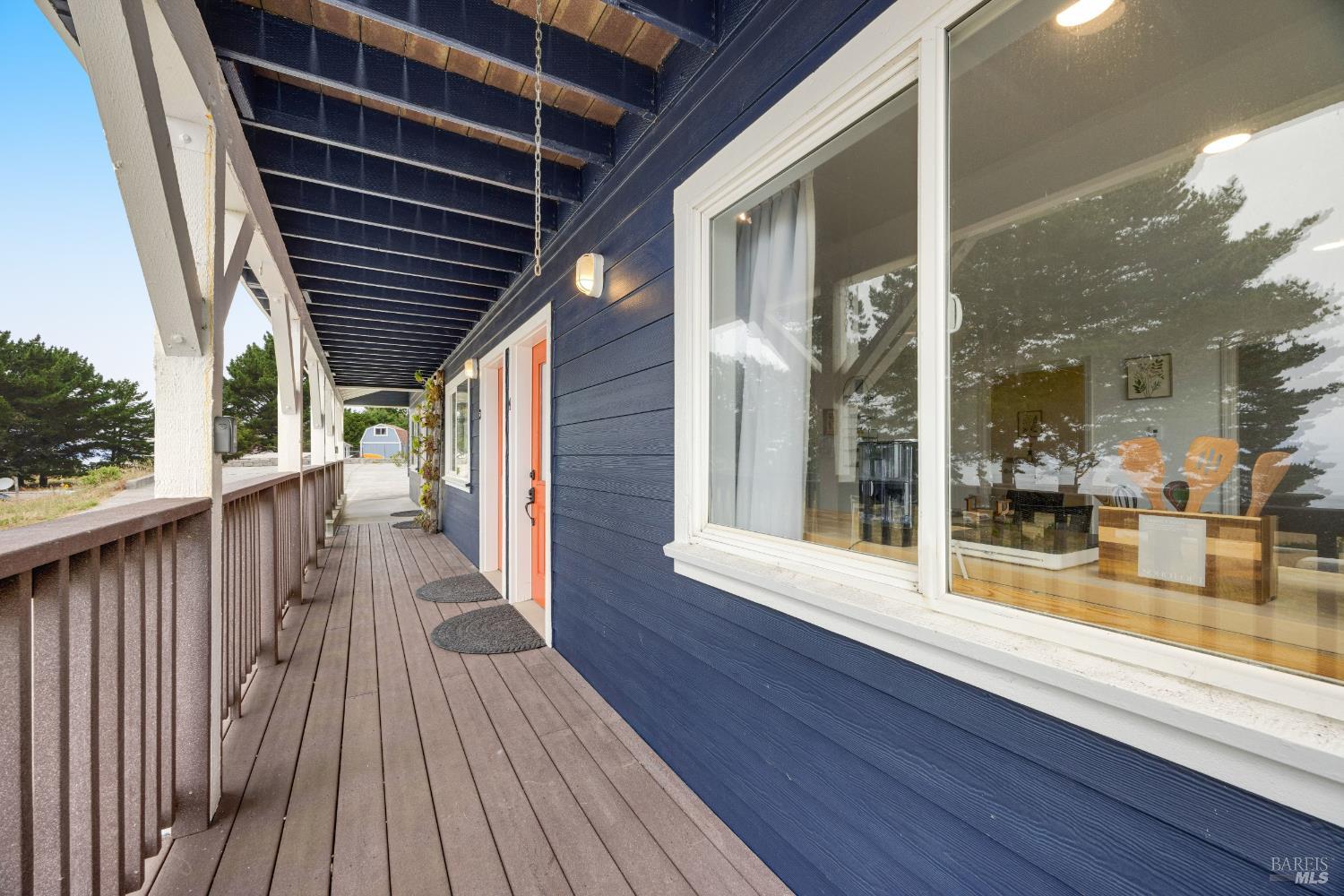 129 Lower Pacific Drive Shelter Cove CA 95589
