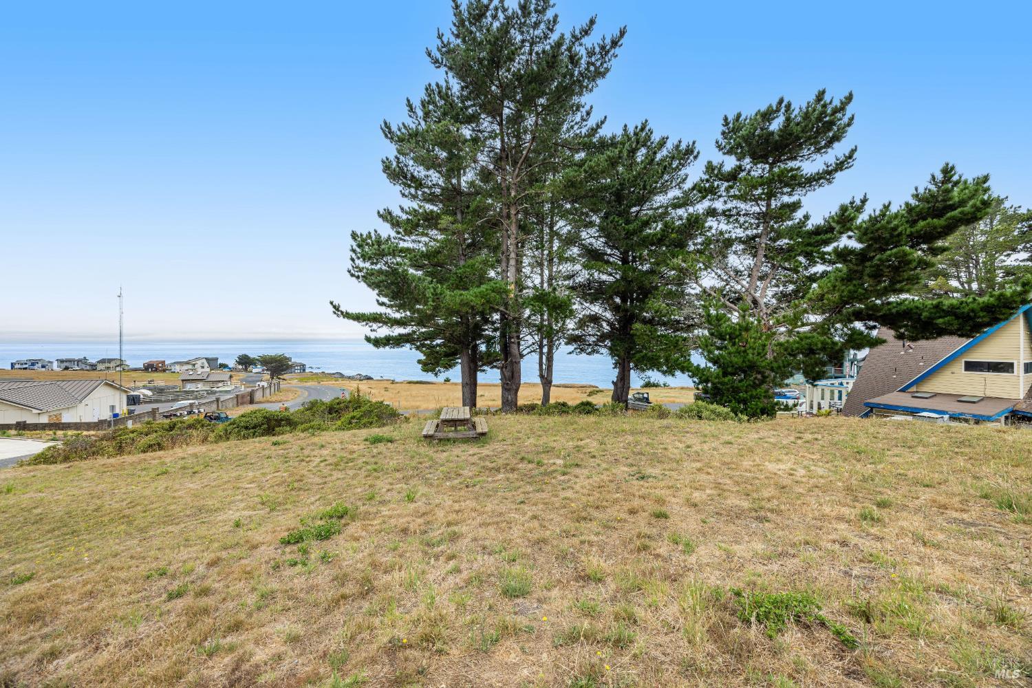 129 Lower Pacific Drive Shelter Cove CA 95589