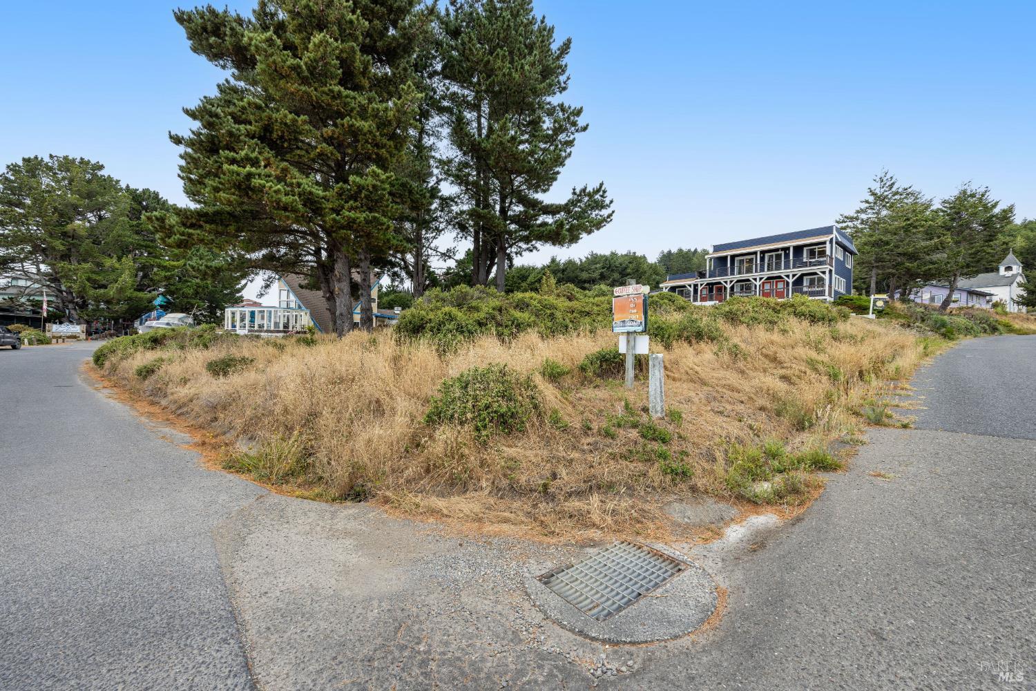129 Lower Pacific Drive Shelter Cove CA 95589