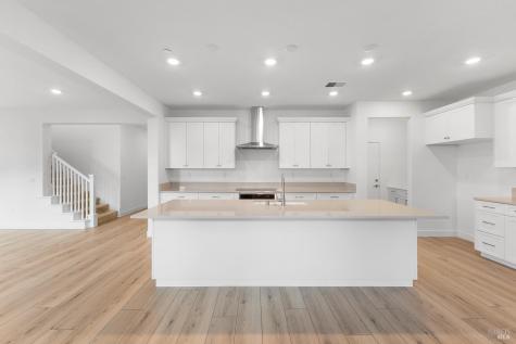 7337 Willowglen Drive Rohnert Park CA 94928