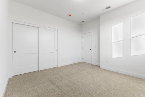 7337 Willowglen Drive Rohnert Park CA 94928