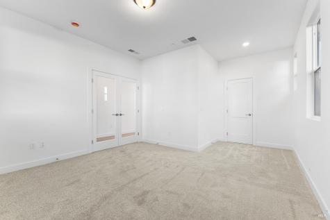 7337 Willowglen Drive Rohnert Park CA 94928