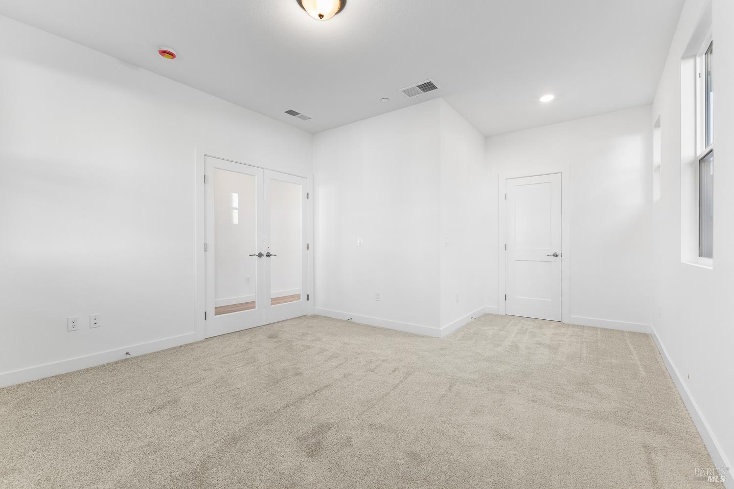 7337 Willowglen Drive Rohnert Park CA 94928