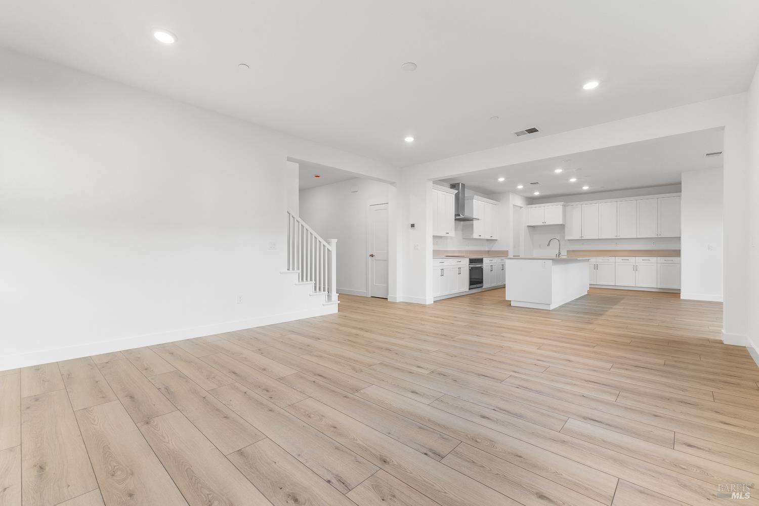 7337 Willowglen Drive Rohnert Park CA 94928