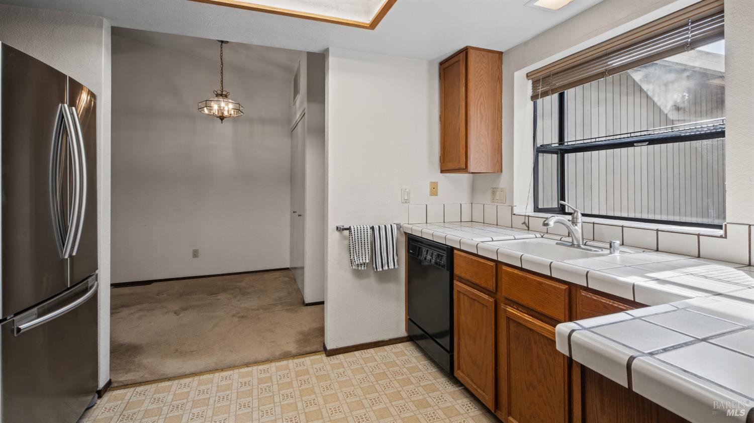 1567 Cerro Sonoma Circle Petaluma CA 94954