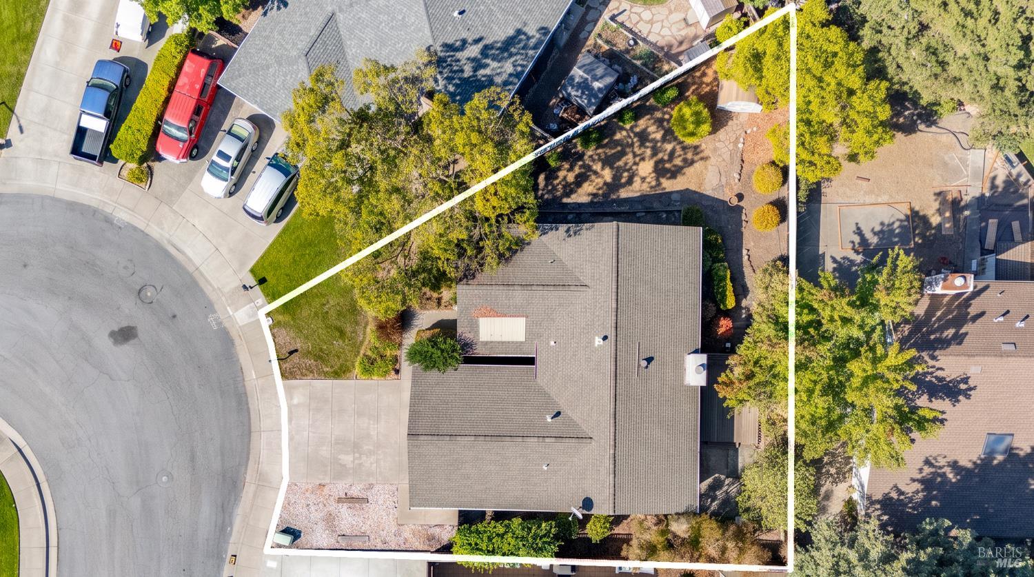 1567 Cerro Sonoma Circle Petaluma CA 94954