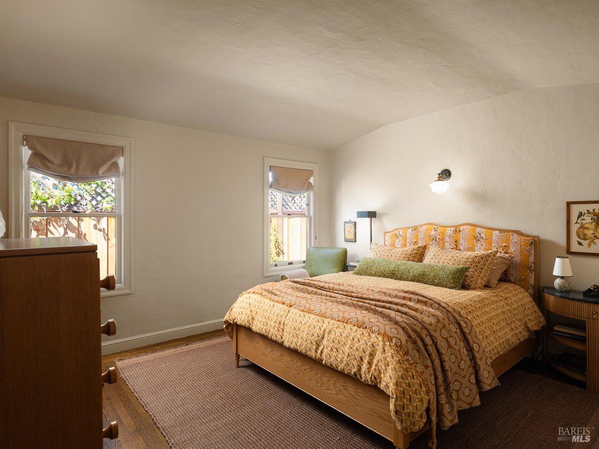 100 Meadowcroft Drive San Anselmo CA 94960