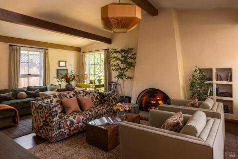 100 Meadowcroft Drive San Anselmo CA 94960