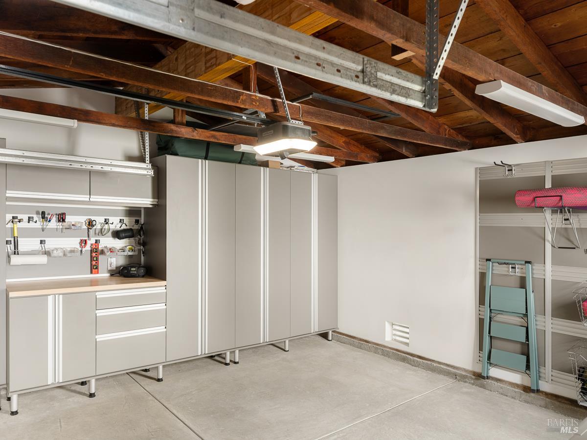 100 Meadowcroft Drive San Anselmo CA 94960