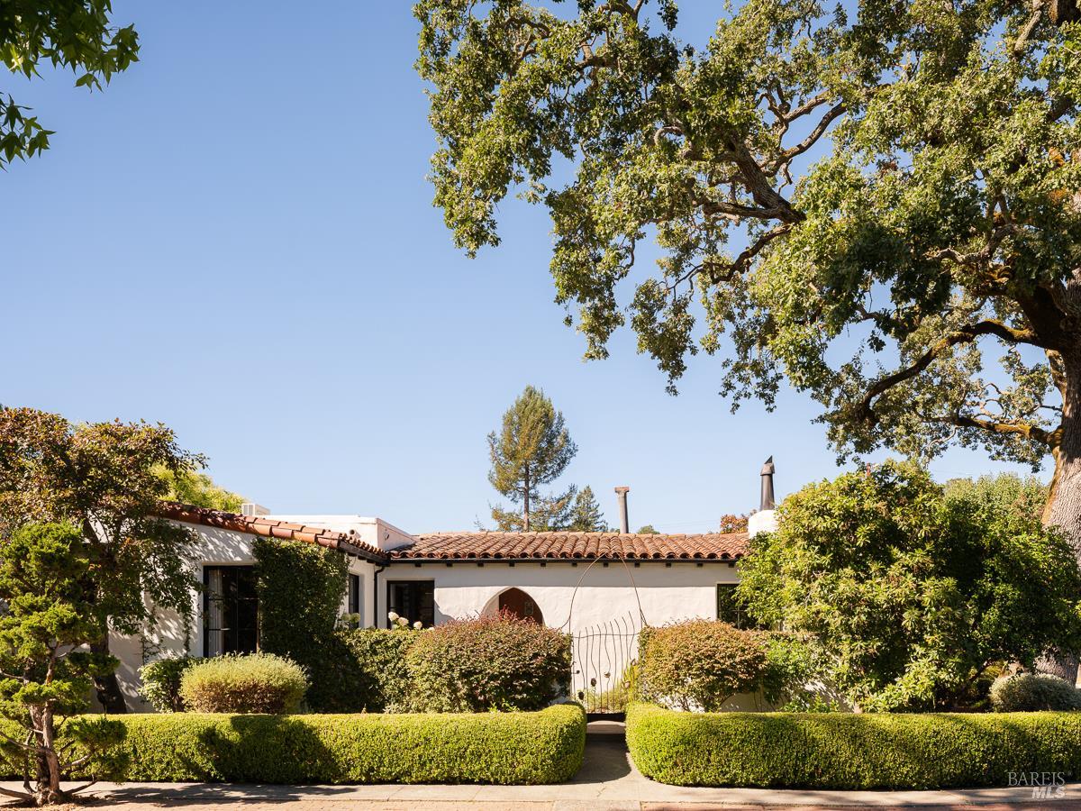 100 Meadowcroft Drive San Anselmo CA 94960