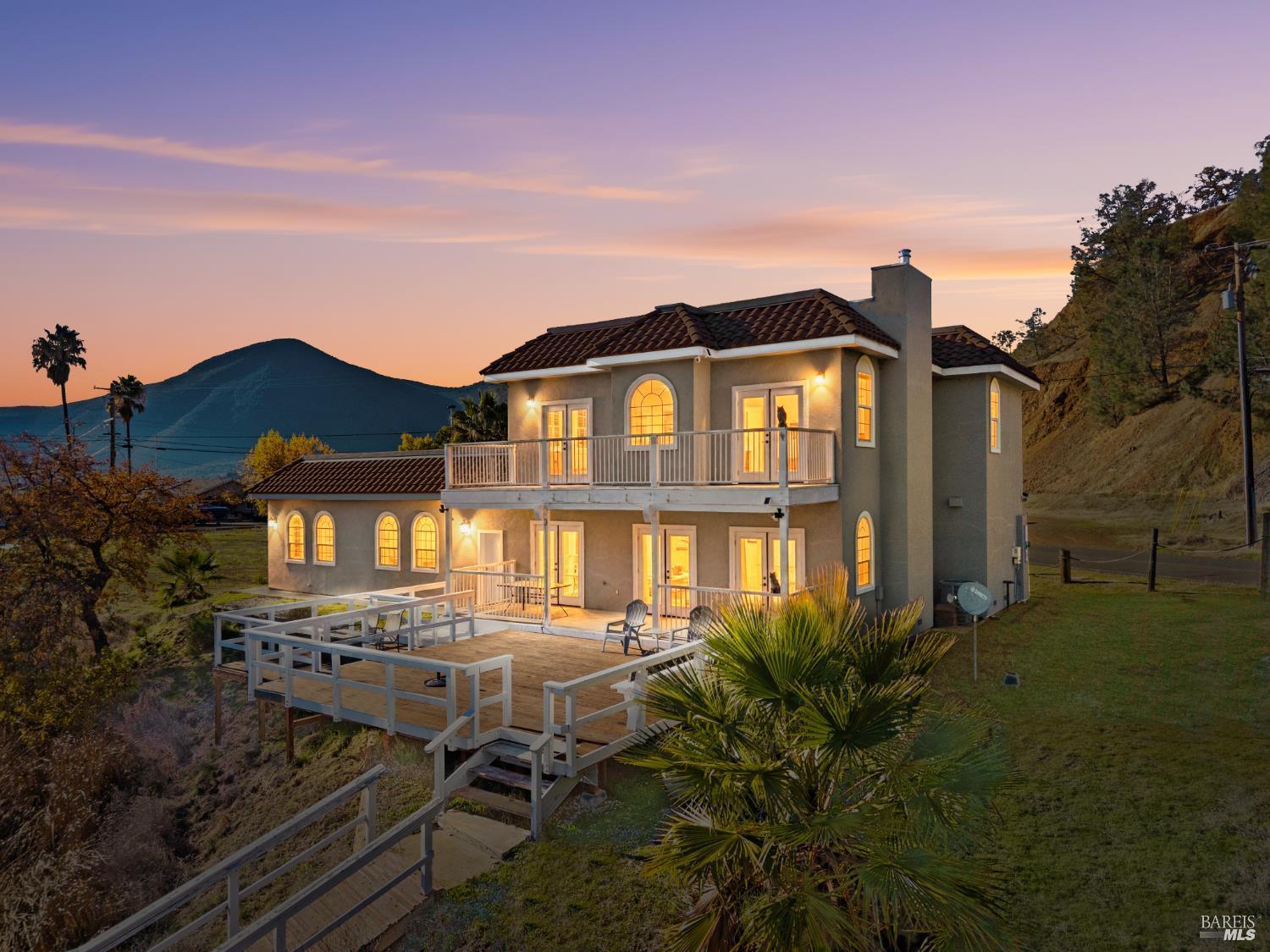 11115 Lakeshore Drive Clearlake CA 95424