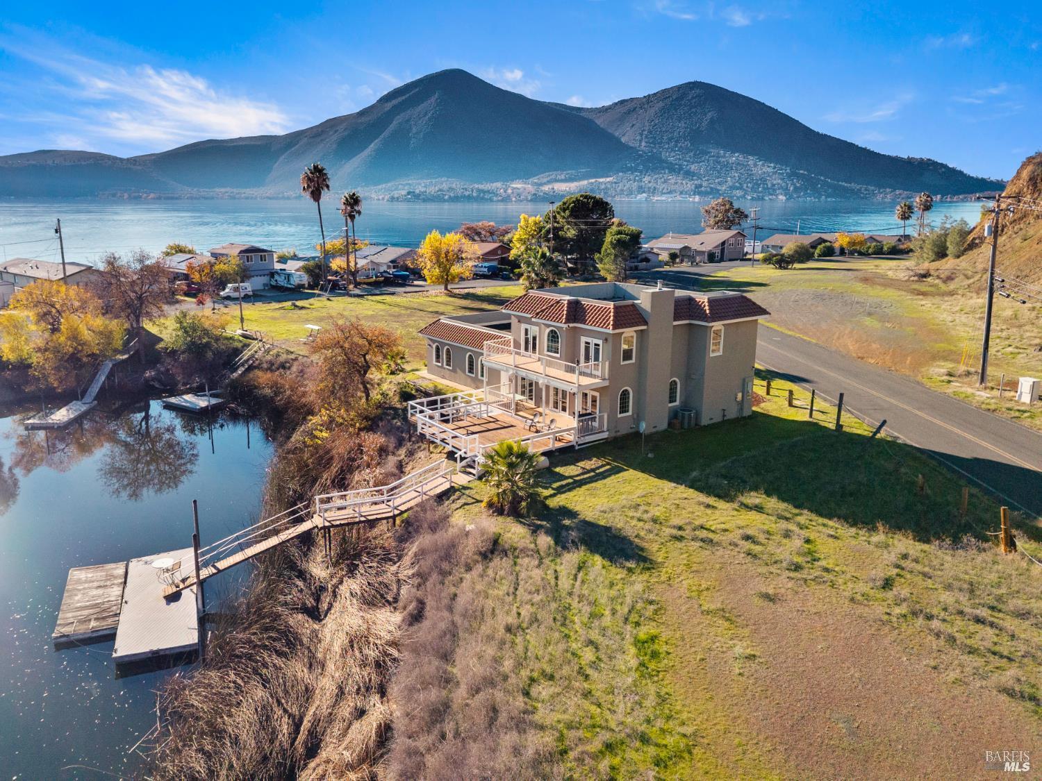 11115 Lakeshore Drive Clearlake CA 95424