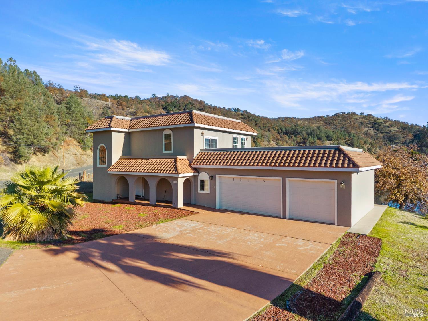 11115 Lakeshore Drive Clearlake CA 95424
