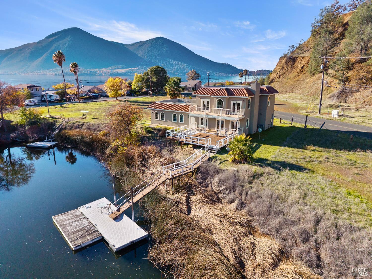 11115 Lakeshore Drive Clearlake CA 95424