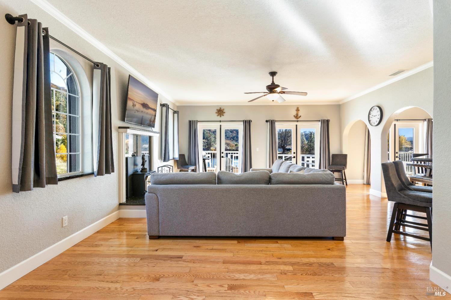11115 Lakeshore Drive Clearlake CA 95424