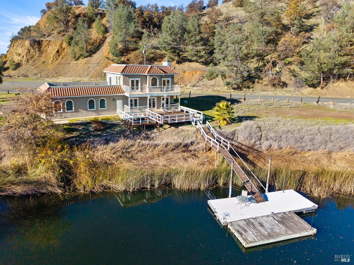 11115 Lakeshore Drive Clearlake CA 95424