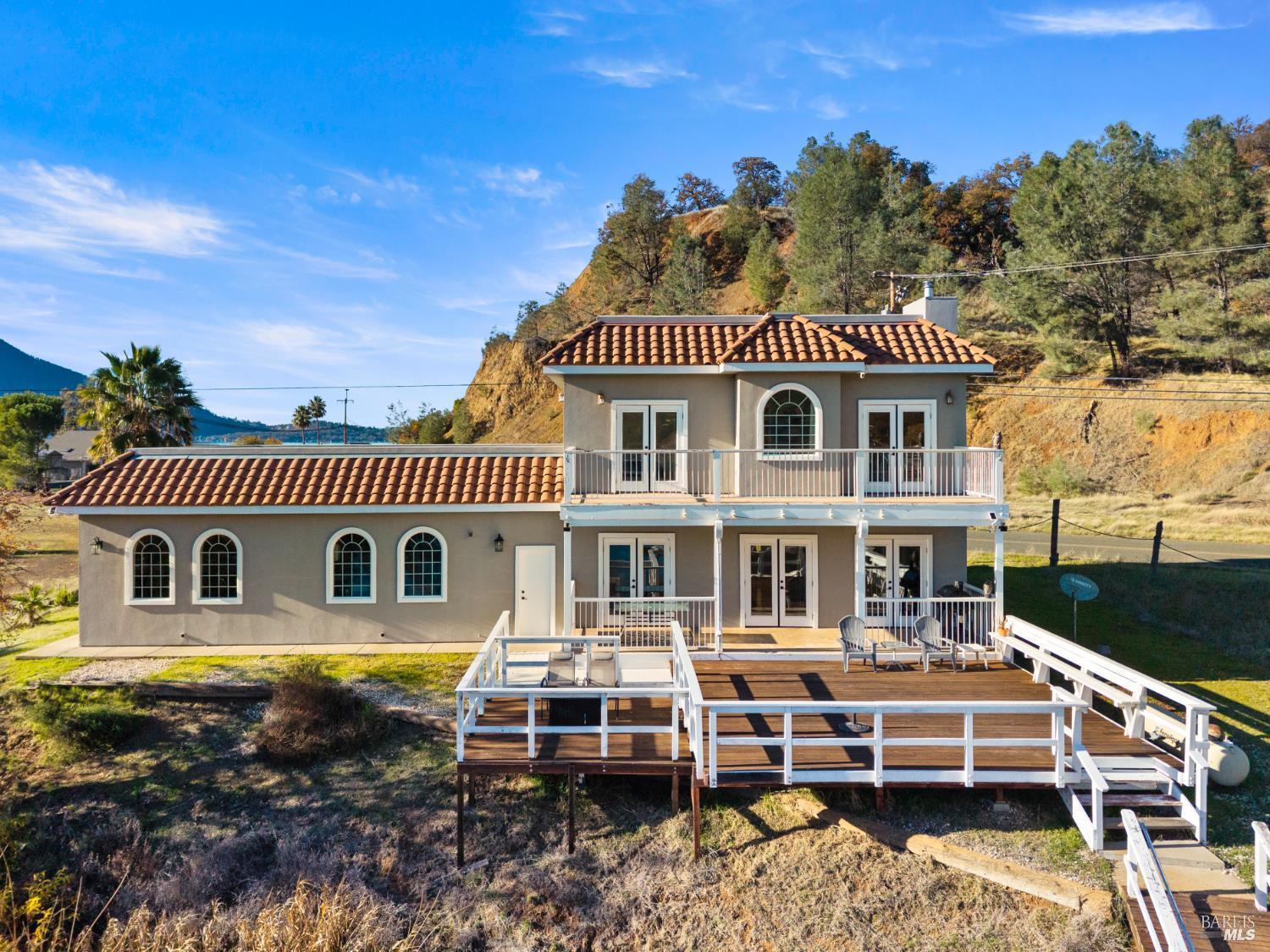11115 Lakeshore Drive Clearlake CA 95424