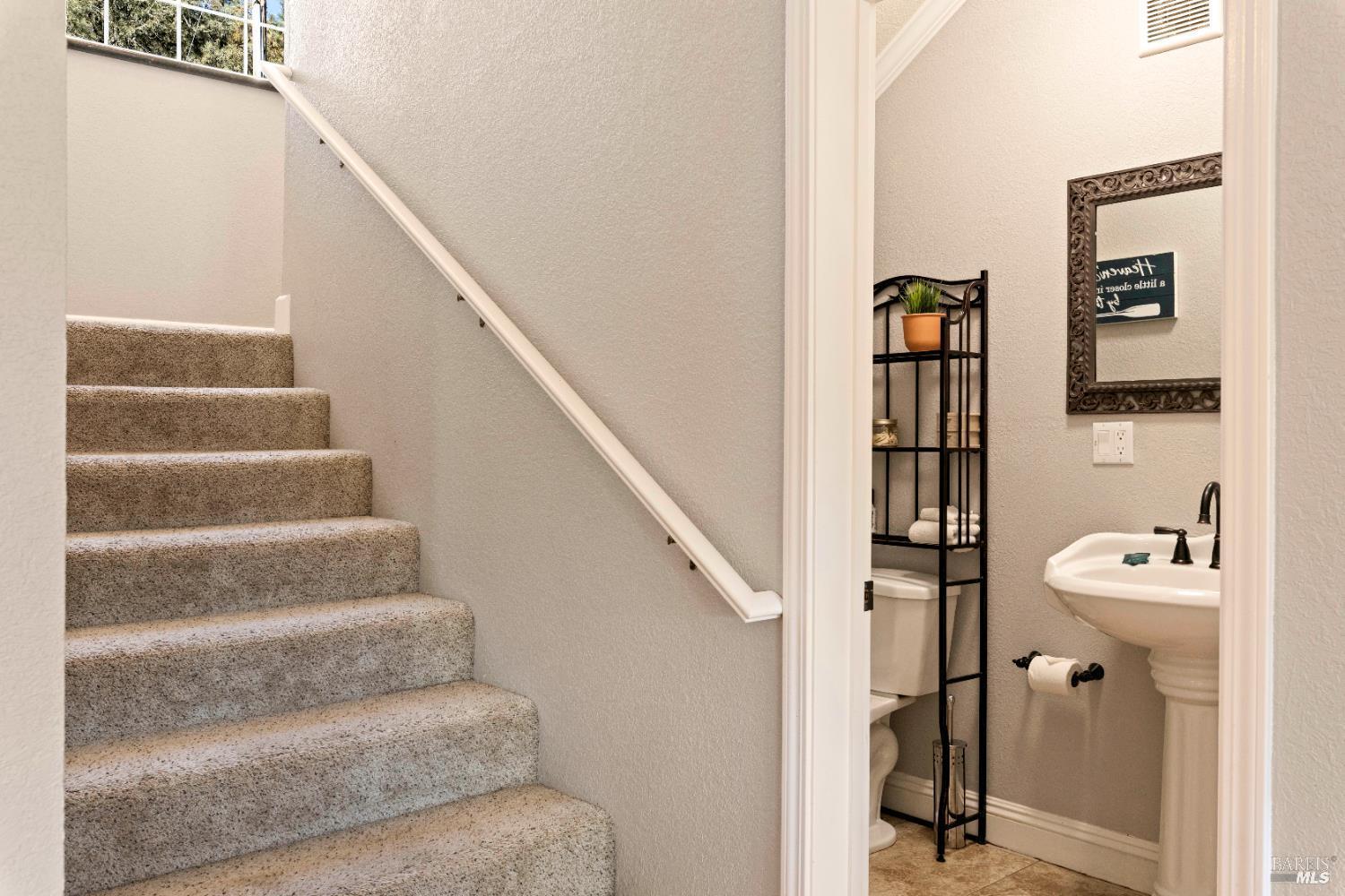 11115 Lakeshore Drive Clearlake CA 95424