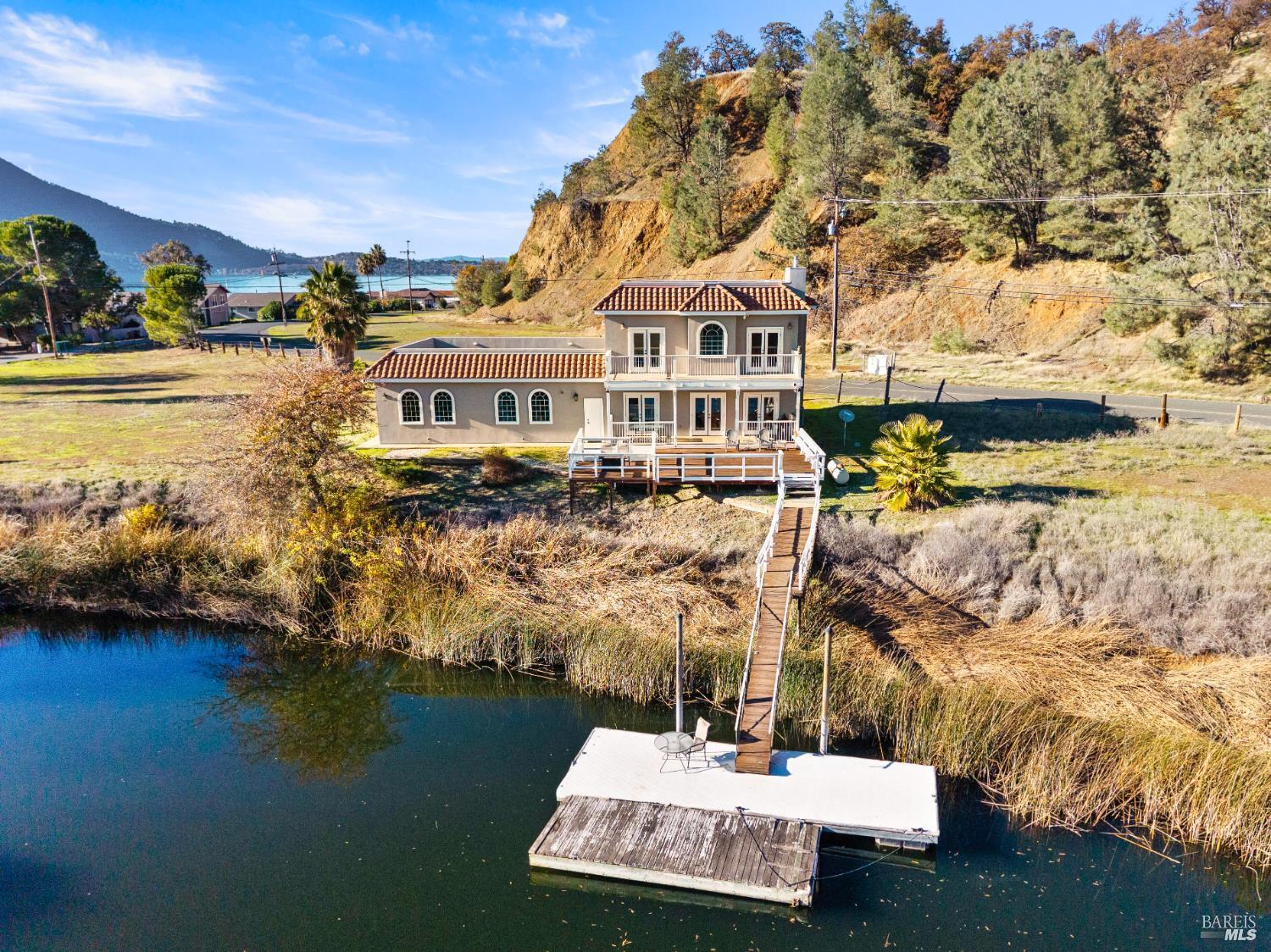 11115 Lakeshore Drive Clearlake CA 95424