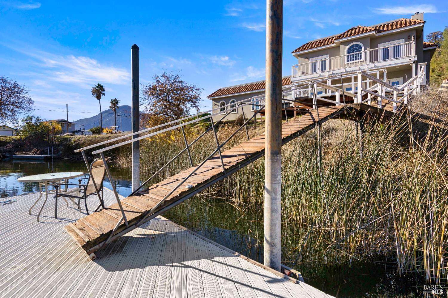 11115 Lakeshore Drive Clearlake CA 95424
