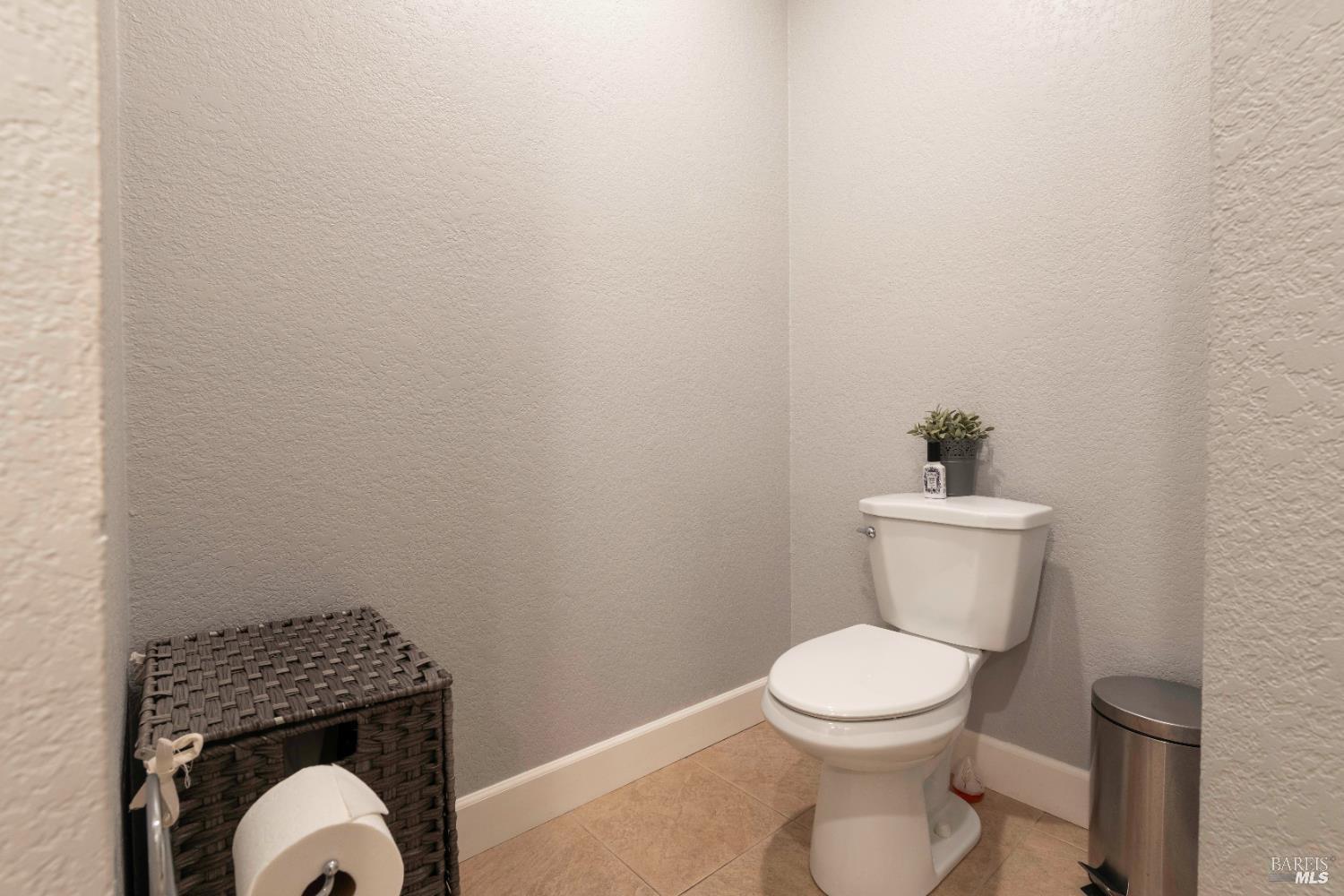 11115 Lakeshore Drive Clearlake CA 95424