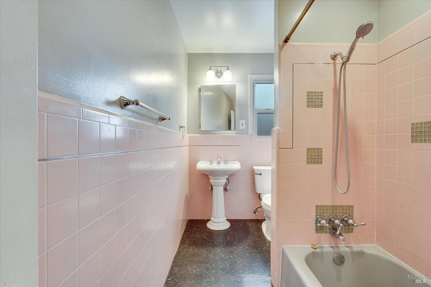 222-226 W Spain Street Sonoma CA 95476